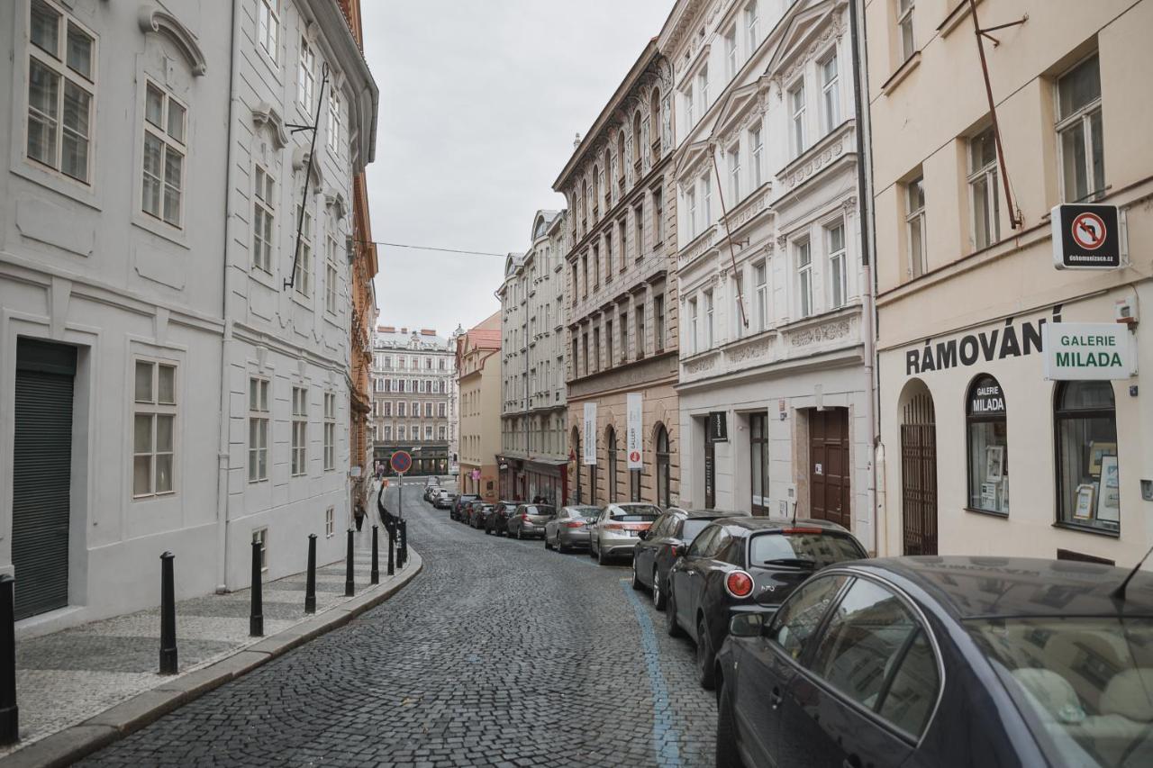 Skolska Junior Apartment Prag Exterior foto